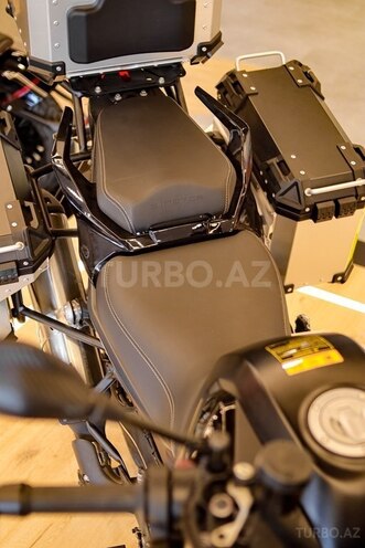 QJMotor SRT 900 S-10