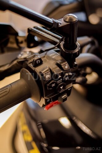 QJMotor SRT 900 S-11