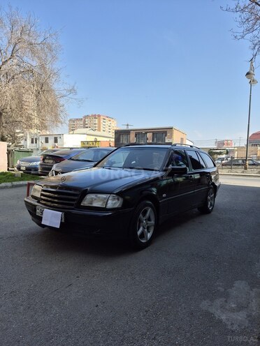 Mercedes C 220 2000, 253,213 km - 2.2 л - Bakı