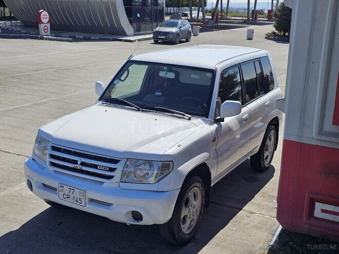 Mitsubishi Pajero io 2000, 213,698 km - 2.0 l - Qəbələ