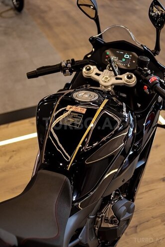 QJMotor SRK 800 RR-5