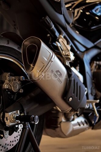 QJMotor SRK 800 RR-11