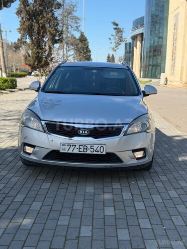 Kia  2009, 328,000 km - 1.4 l - İmişli