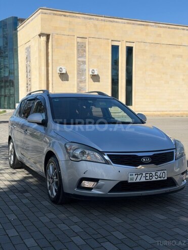 Kia  2009, 328,000 km - 1.4 l - İmişli