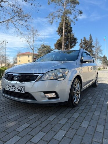 Kia  2009, 328,000 km - 1.4 l - İmişli