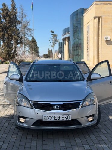 Kia  2009, 328,000 km - 1.4 l - İmişli