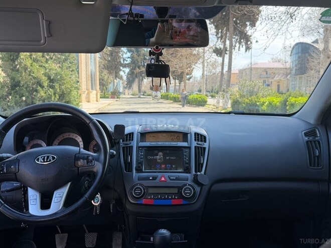 Kia  2009, 328,000 km - 1.4 l - İmişli
