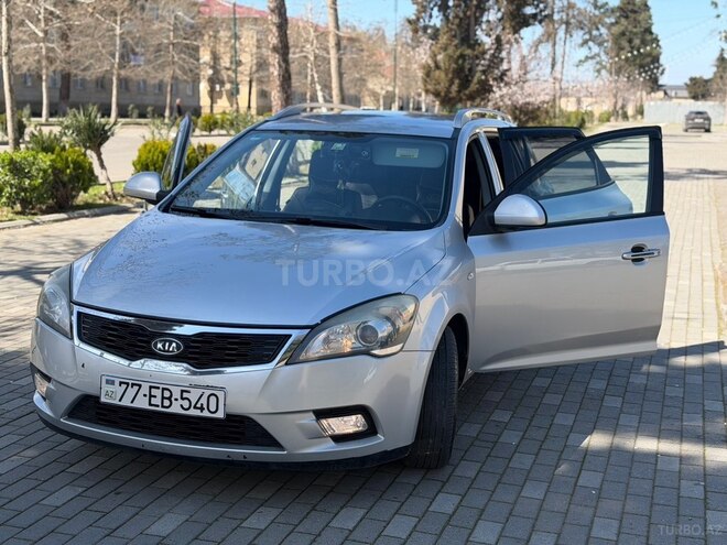 Kia  2009, 328,000 km - 1.4 l - İmişli