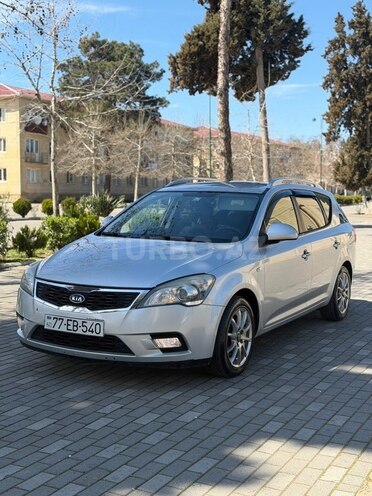 Kia  2009, 328,000 km - 1.4 l - İmişli