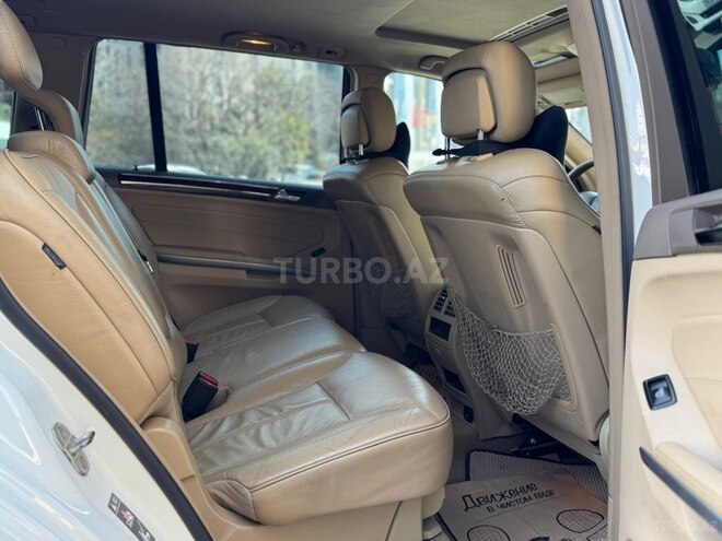 Mercedes GL 350 4MATIC-12