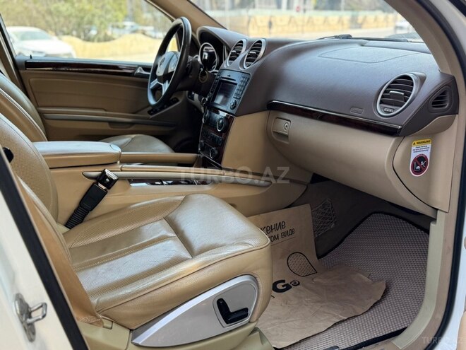 Mercedes GL 350 4MATIC-10