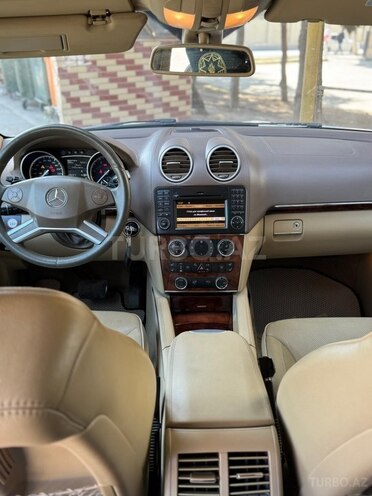 Mercedes GL 350 4MATIC-13