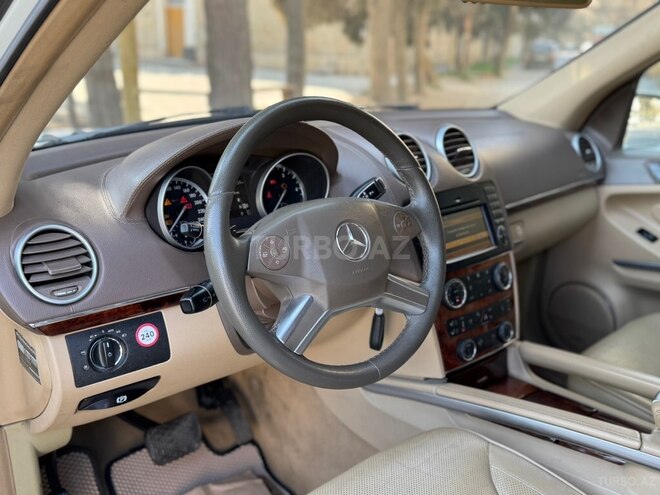 Mercedes GL 350 4MATIC-18