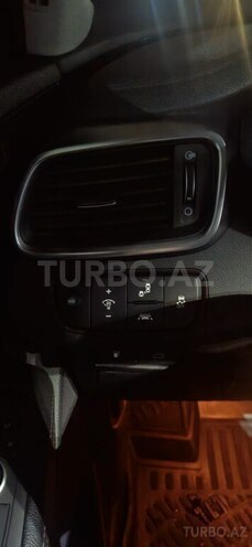 Kia Sorento-11