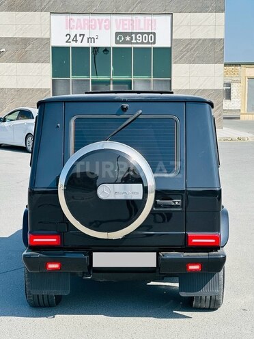 Mercedes G 320-6