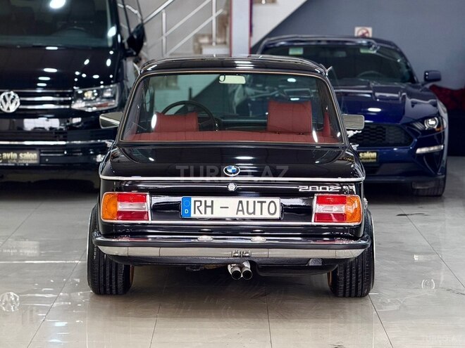 BMW 2002-5