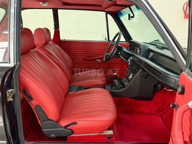 BMW 2002-10