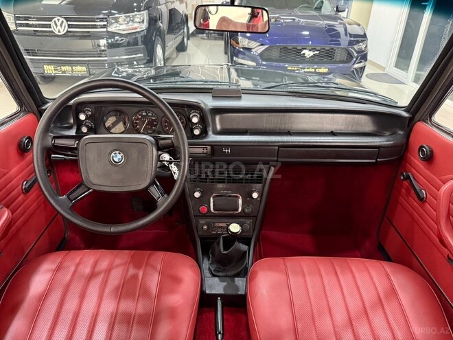 BMW 2002-9