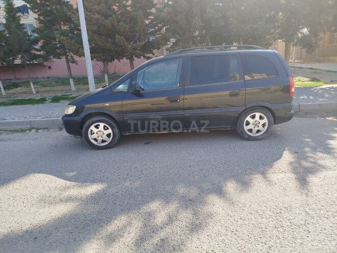 Opel Zafira-6