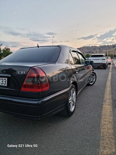 Mercedes C 220 1999, 410,000 km - 2.2 l - Bakı