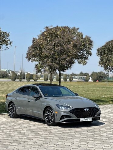 Hyundai Sonata-14