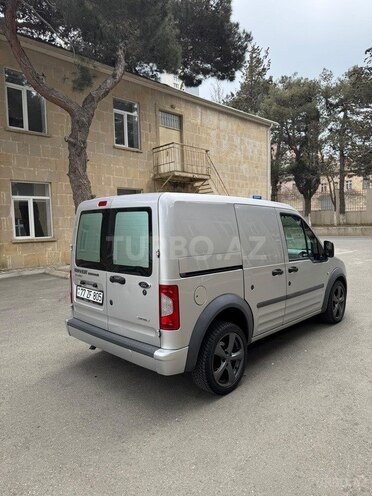 Ford Transit Connect-5