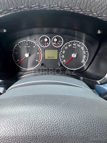 Ford Transit Connect-15