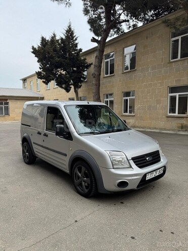 Ford Transit Connect-2