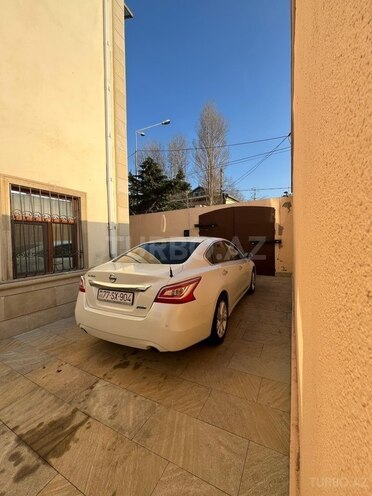 Nissan Altima-9