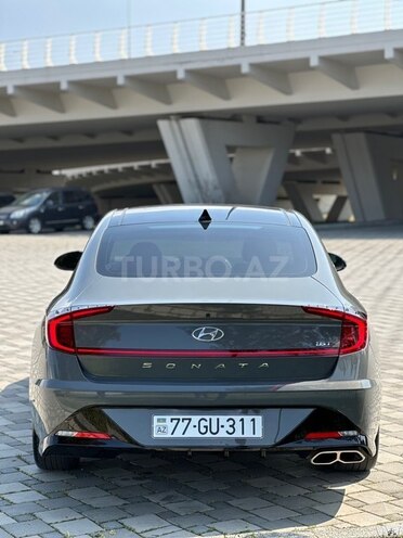 Hyundai Sonata-9