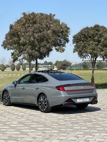 Hyundai Sonata-10