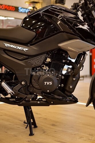 TVS Raider-8