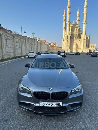 BMW 528-2