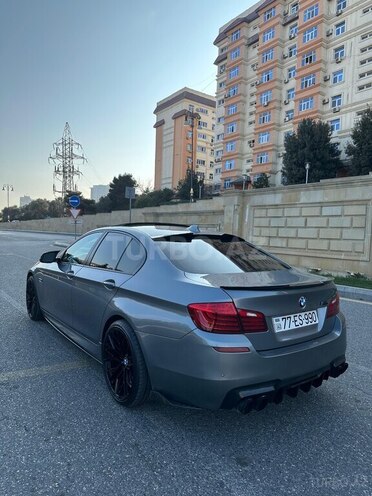 BMW 528-4