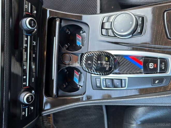 BMW 528-19