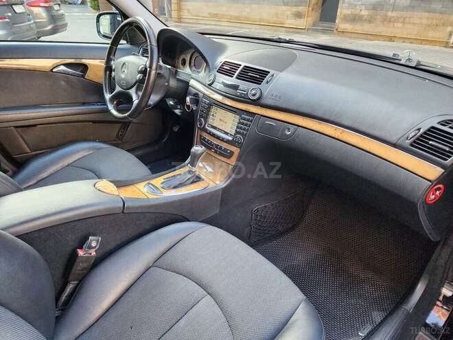 Mercedes E 220-18