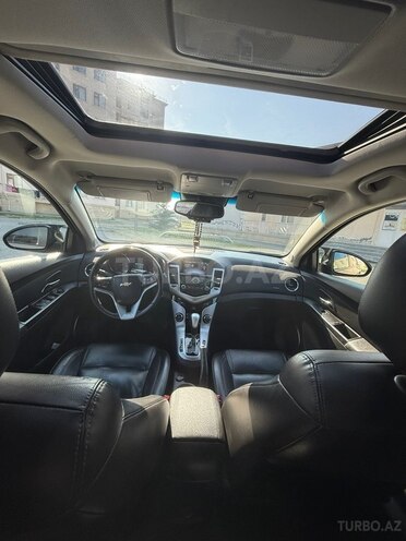 Chevrolet Cruze-11