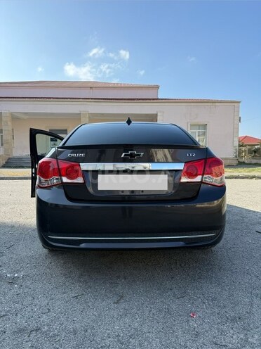 Chevrolet Cruze-6