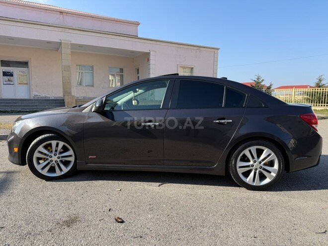 Chevrolet Cruze-2