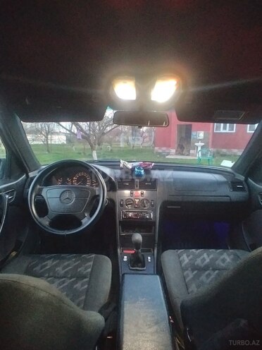 Mercedes C 180-14