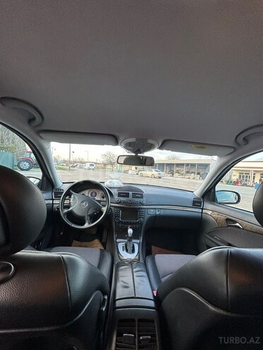 Mercedes E 240 2004, 217,000 km - 2.6 l - Masallı