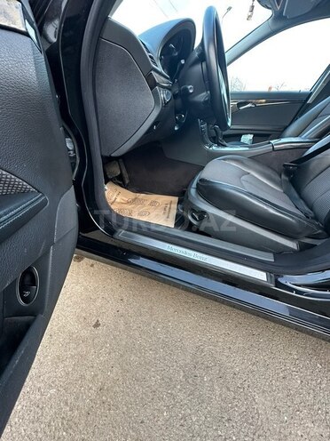 Mercedes E 240 2004, 217,000 km - 2.6 l - Masallı