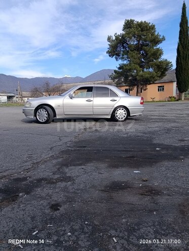Mercedes C 220 1995, 395,236 km - 2.2 l - Zaqatala