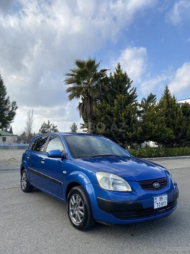 Kia Rio-13