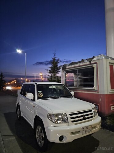 Mitsubishi Pajero io 2000, 213,698 km - 2.0 l - Qəbələ