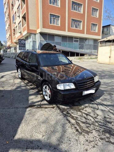 Mercedes C 220 2000, 253,213 km - 2.2 л - Bakı