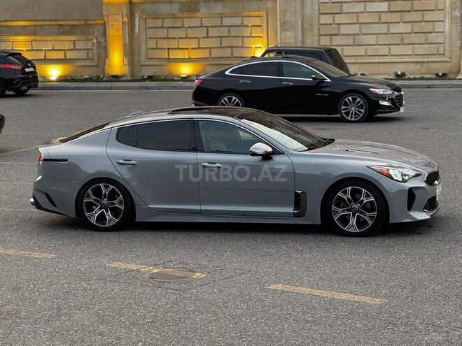 Kia Stinger-4