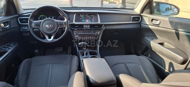 Kia Optima-2