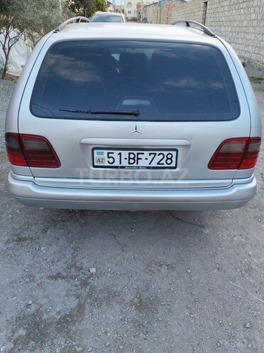 Mercedes E 220 1998, 423,102 km - 2.2 l - Gəncə
