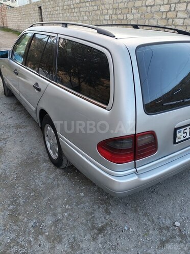 Mercedes E 220 1998, 423,102 km - 2.2 l - Gəncə